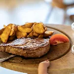 Hotel-gasthof Zum Dragoner 3* Peiting